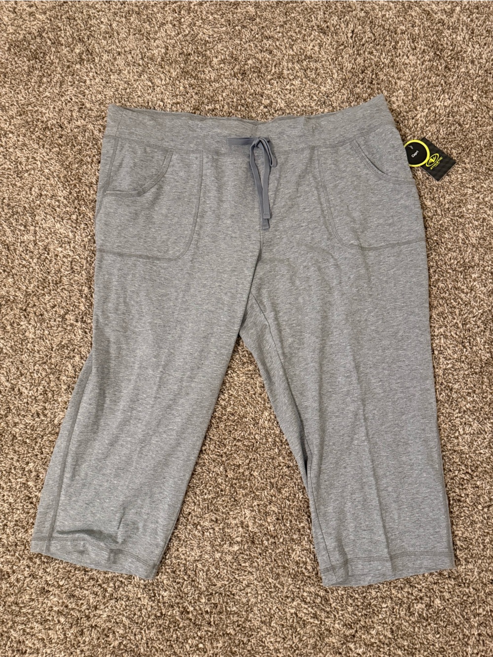 Athletic Works women’s capri joggers